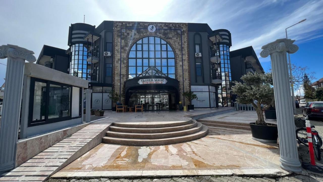 Clover Magic Park Side Hotel Exterior photo