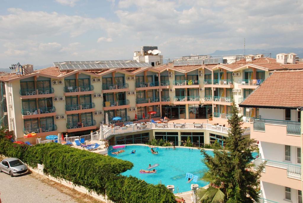 Clover Magic Park Side Hotel Exterior photo